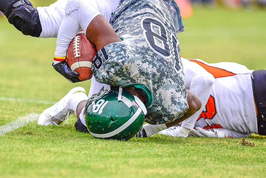 FootballConcussion.028676d FootballConcussion.028676d